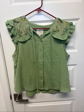 Umgee Green Ruffle Sleeve Button Front Top